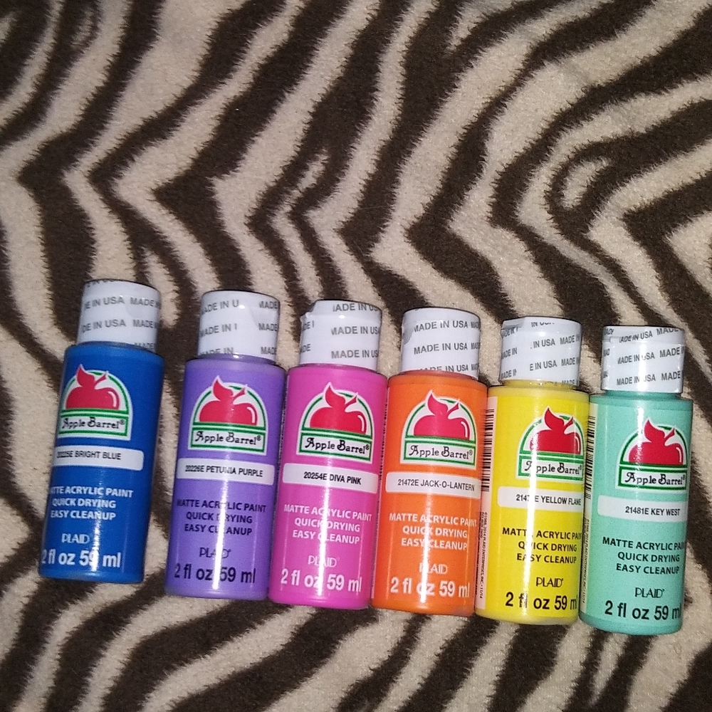 Apple Barrel paint